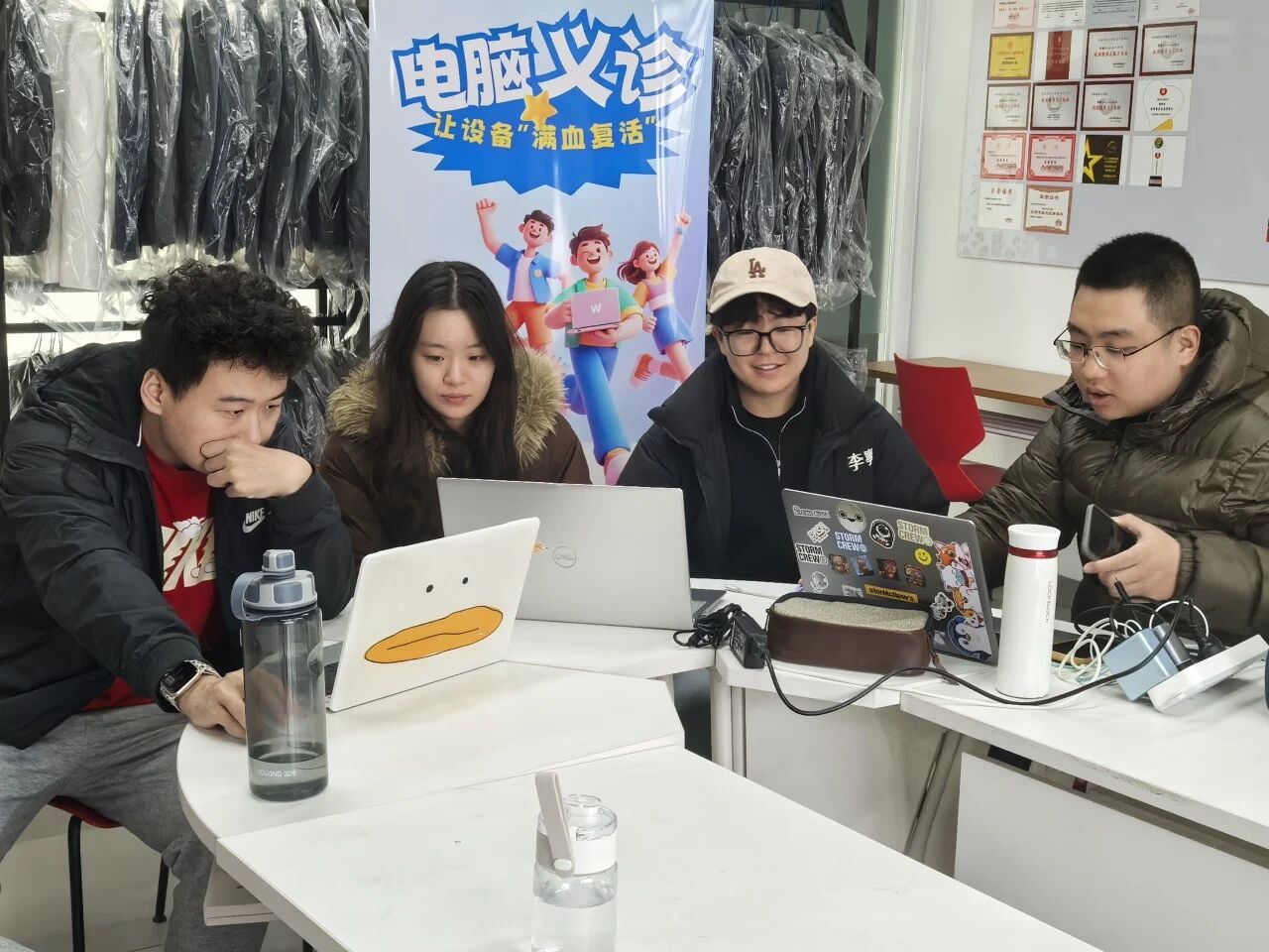 为师生办实事｜这场学雷锋活动，让师生幸福...